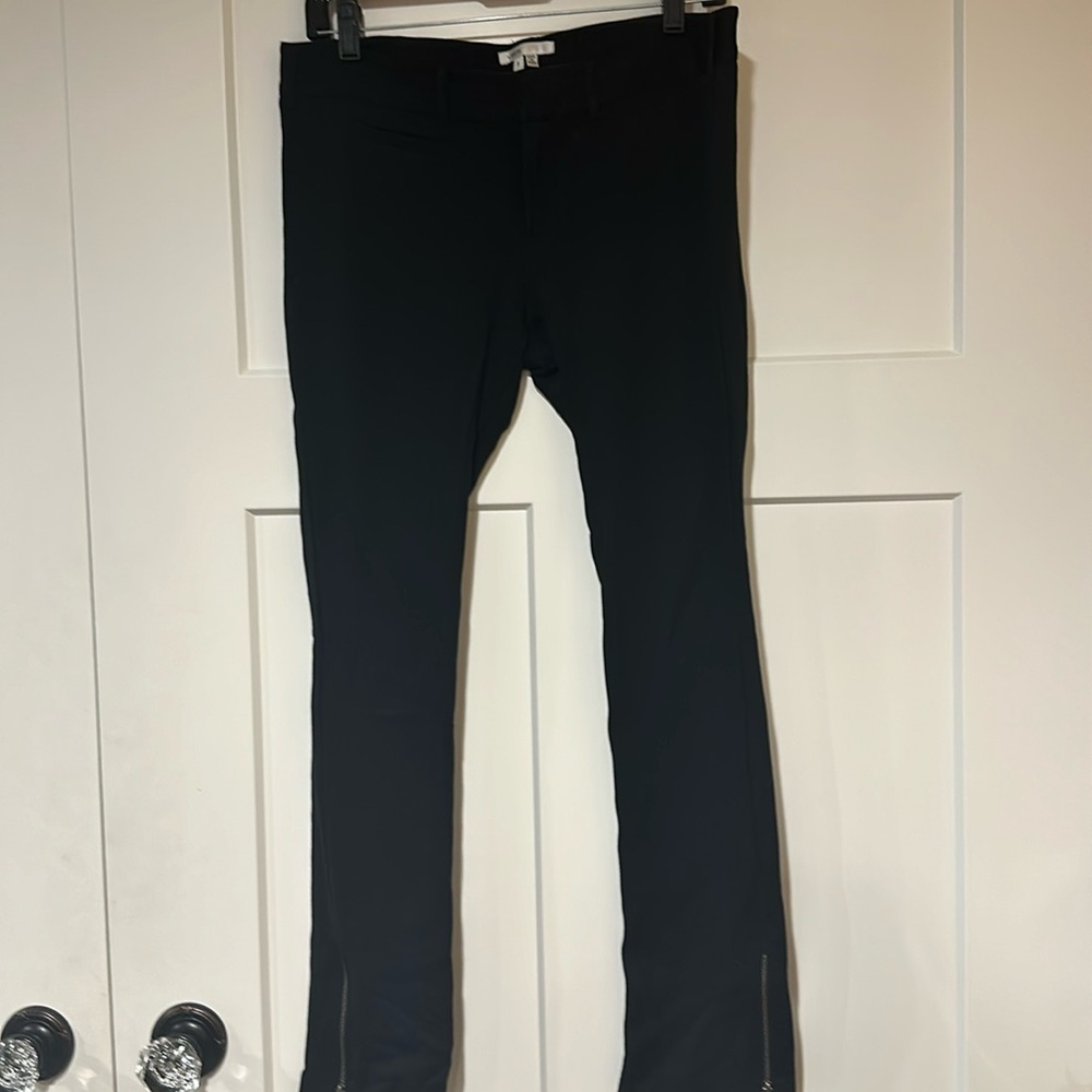 Vince black legging pant; zipper bottom